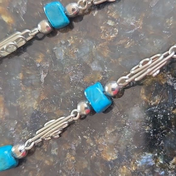 Natural turquoise and silver handmade necklace from arizona - Picture 3 of 3